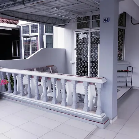 Tsa Jitra Homestay Kampong Pantai Halban Exterior photo